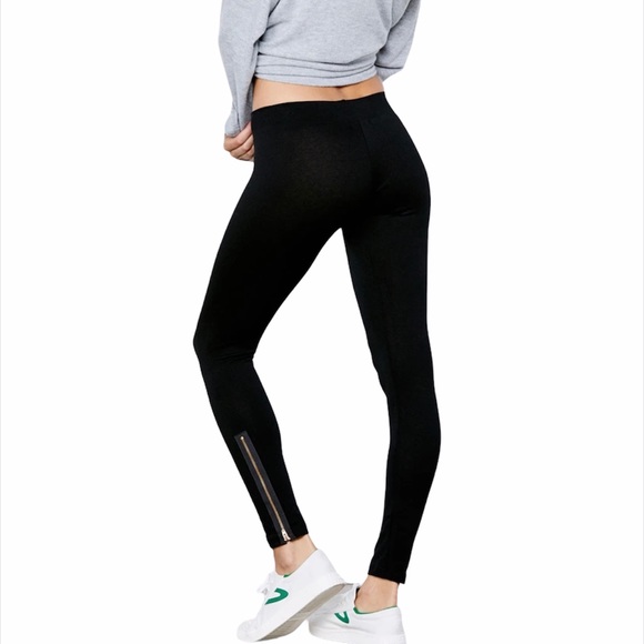 LNA Grey Zipper Leggings - Picture 2 of 6